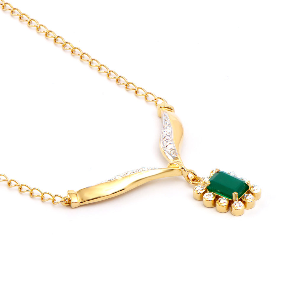 Plated 18KT Yellow Gold 0.80ct Green Agate and Diamond Pendant with Chain